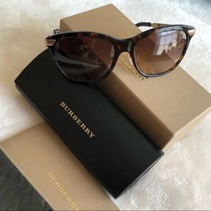 Brand new Burberry sunglasses never worn